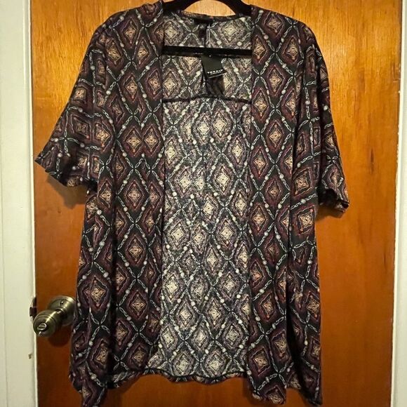 Printed Cover Up  - Picture 1 of 8